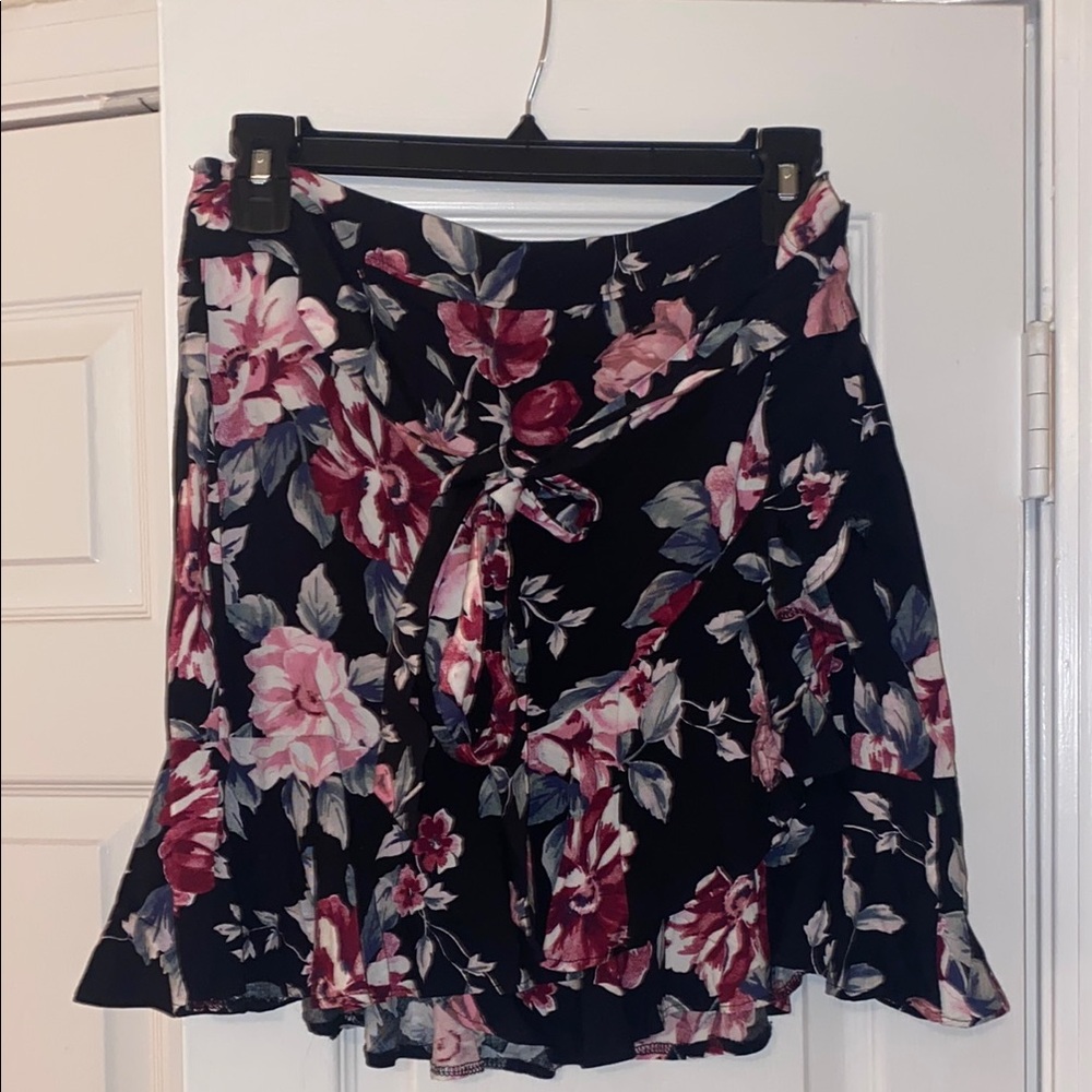 Floral Skirt with Tie Detail